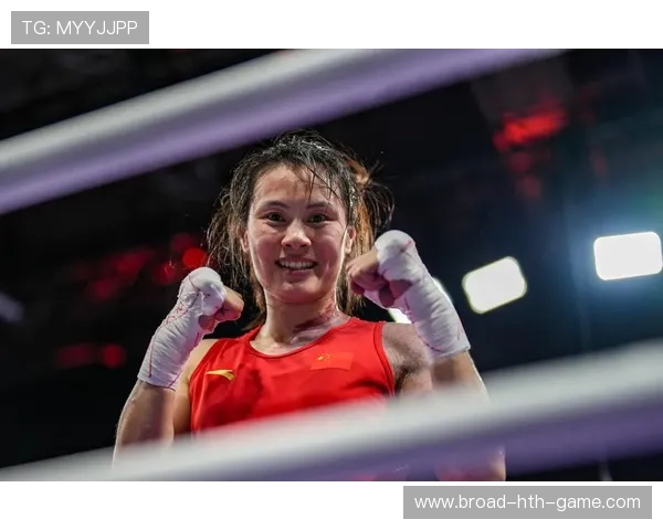 拳击场上的温情瞬间:对手拥抱泪洒全场 拳击场上的温情瞬间:对手拥抱泪洒全场