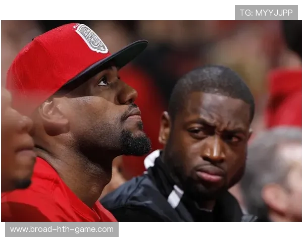 梅诺成为标王引爆转会窗——足坛新星崛起的传奇篇章