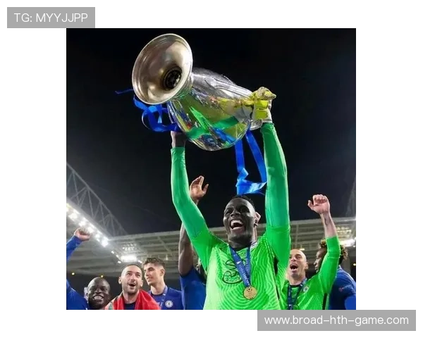 切尔西门将关键扑救保障球队胜利，切尔西门将进球