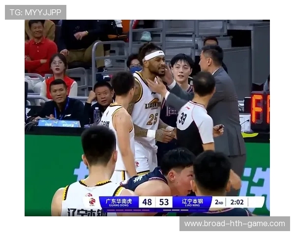 体育趣闻：那些“奇葩”裁判判罚瞬间