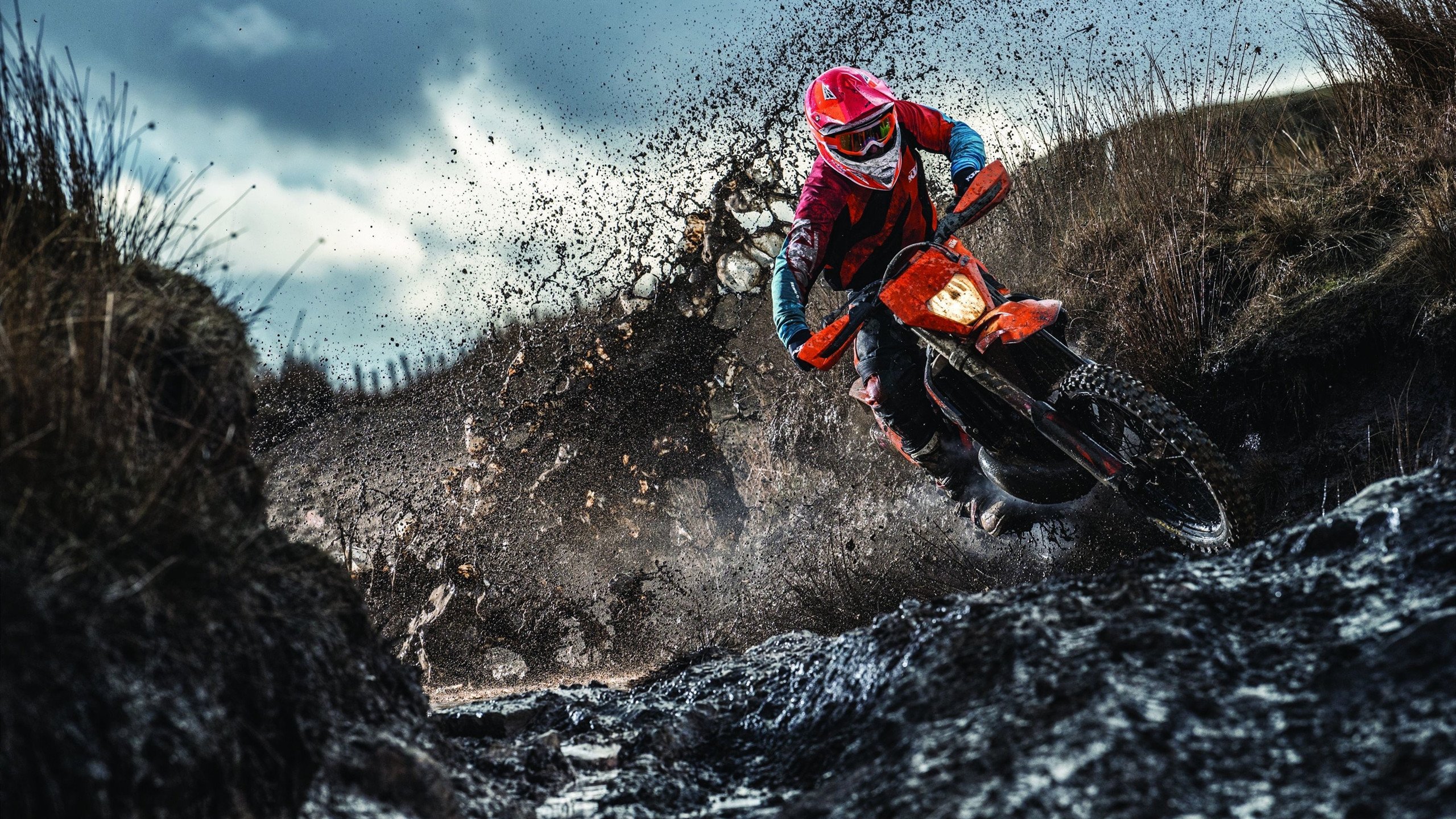 C罗向世界杯冠军发起冲击,誓言超越梅西完成逆袭,c罗拿世界杯冠军